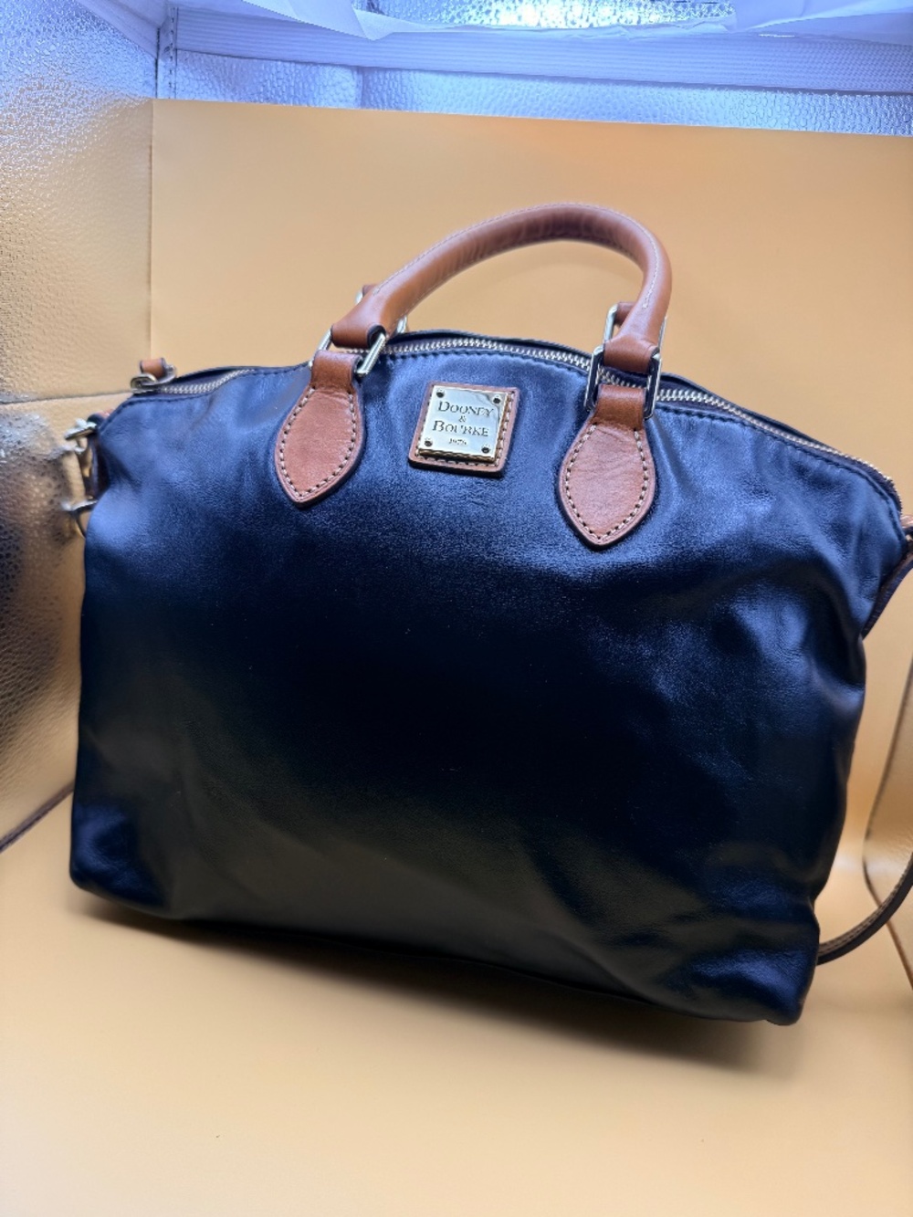Dooney & Bourke Navy Blue Leather Satchel Crossbody Bag Large Shoulder PurseDoon